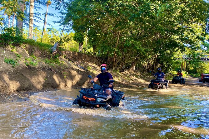 3 Hours Four-wheel Adventures - Getting there from Amber Cove: pickup and what happens before you drive