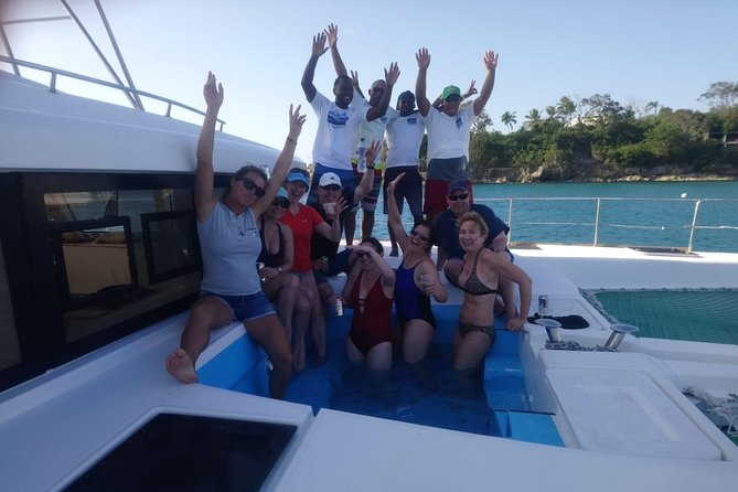 Catamaran Cruise with Snorkeling and lunch on board! - The Crew and the Pace: Why the Day Feels Smooth