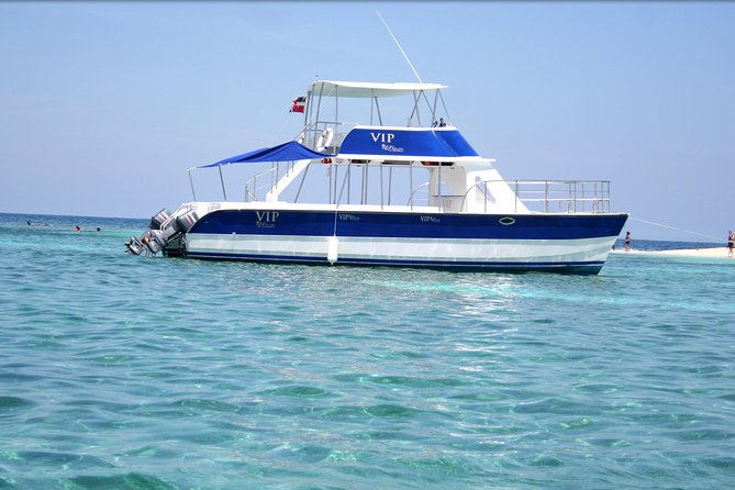 Cayo Arena Catamaran Cruise from Puerto Plata with Lunch - Cayo Arena: a sandbar day with real ocean swimming