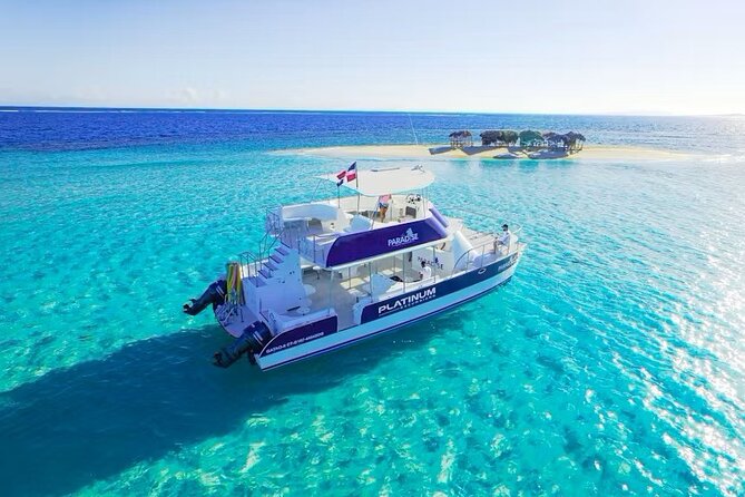 Cayo Arena Exclusive Tour with Lunch - Service on the water: what the crew experience tells me