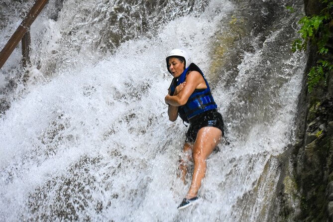 Damajagua Waterfalls Private Tour with Lunch - Damajagua From Puerto Plata: how this “private” tour really works