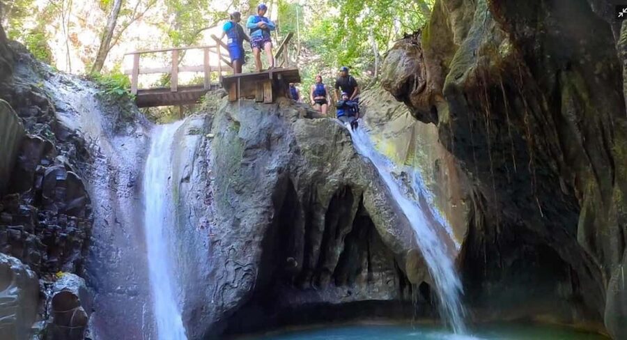 Damajagua Waterfalls Tour with Lunch - Pickup, scenic drive, and how the day starts
