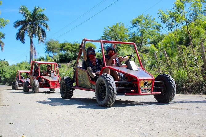 Extreme Buggy Adventure in the Puerto Plata Fields - Hidden Rivers and Valleys: Mud Crossings and Photo Time