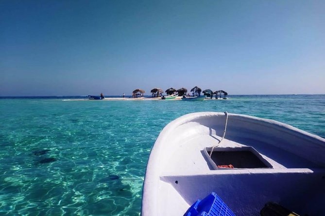 Full-Day Tour to Punta Rucia and Cayo Arena with Snorkeling - Punta Rucia: lunch break near Monte Cristi National Park