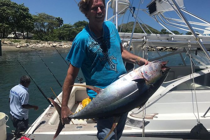 Half Day Big Game Fishing private charter - Hotel pickup, a private crew, and a 34-ft offshore-ready boat