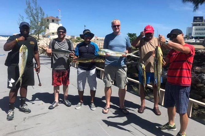 Half Day Big Game Fishing private charter - Food and drinks: the comfort factor you’ll notice fast