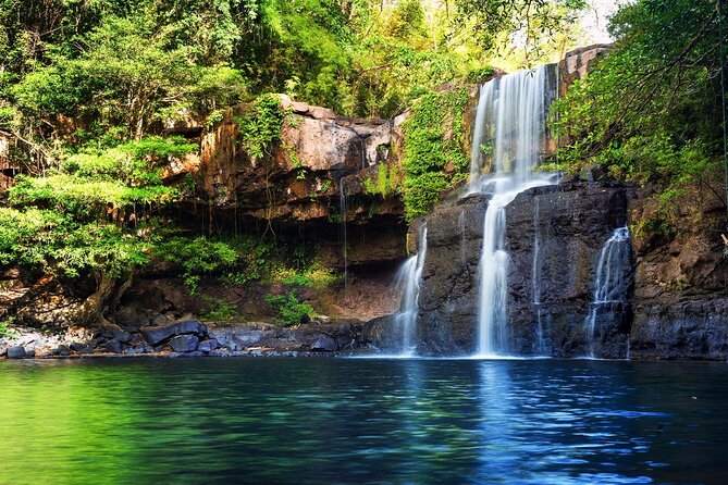 Hotels - Airbnb & villas pick up - WATERFALLS OF DAMAJAGUA - The hike to the waterfalls: safety briefing, forest trail, and your “step budget”