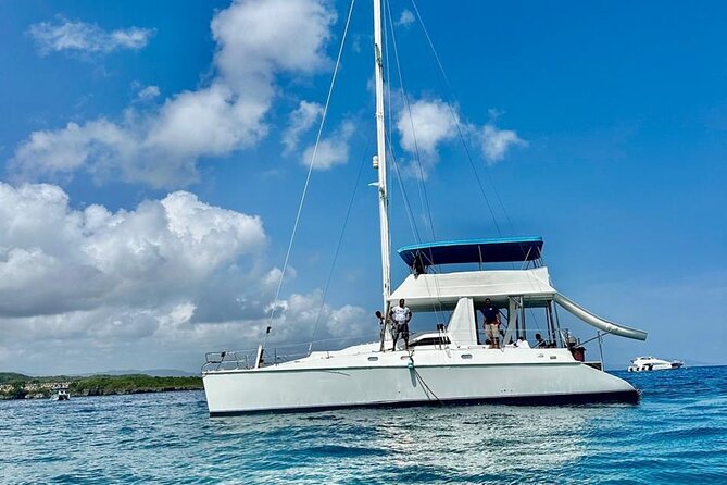 Private Boat for groups up to 15 people with jacuzzi and Lunch - First Snorkel Stop Off Sosua Beach: Gear Included, Water Time Planned