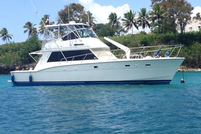 Private Cruise on a Hatteras 52 - Key things to know before you go