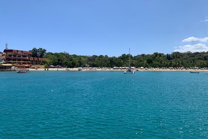 Private Cruise on a Hatteras 52 - Sosua Beach and the 52-foot Hatteras: the start of the real fun