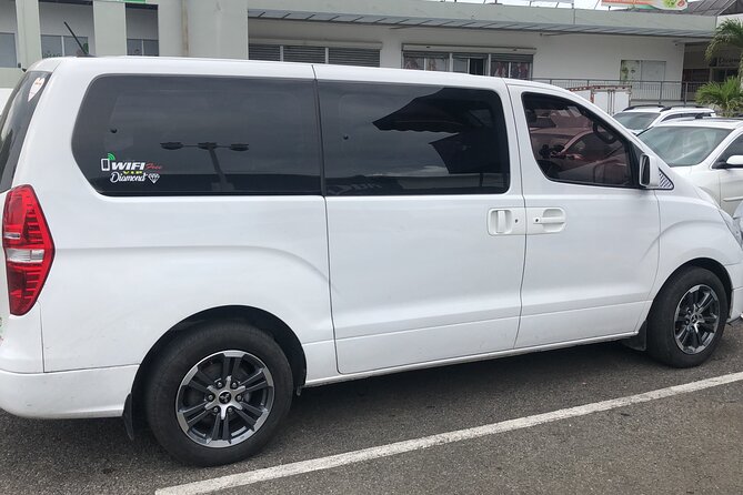 Private Puerto Plata Airport Transportation - Airport pickup that starts with flight tracking
