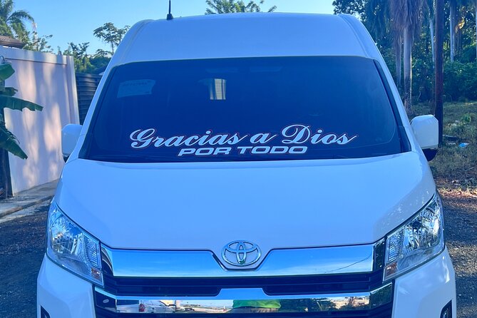 Private Puerto Plata Airport Transportation - The bilingual driver advantage (English and Spanish)