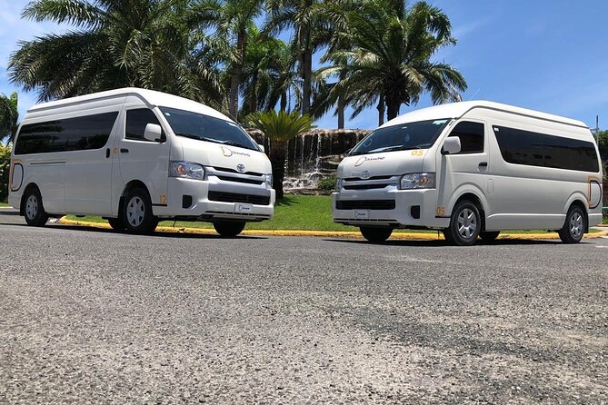 Private Transfer between Santiago Airport and Puerto Plata - Inside the Vehicle: Comfort, Cleanliness, and Wi-Fi for the Ride