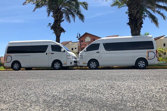Private Transfer between STI Airport Santiago to Puerto Plata - The Meet-Up System: Name Sign + Driver Call