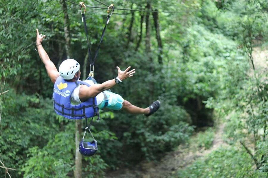 Puerto Plata/Amber Cove: Zipline and Waterfalls with Lunch - The 30-minute rainforest hike that sets the tone