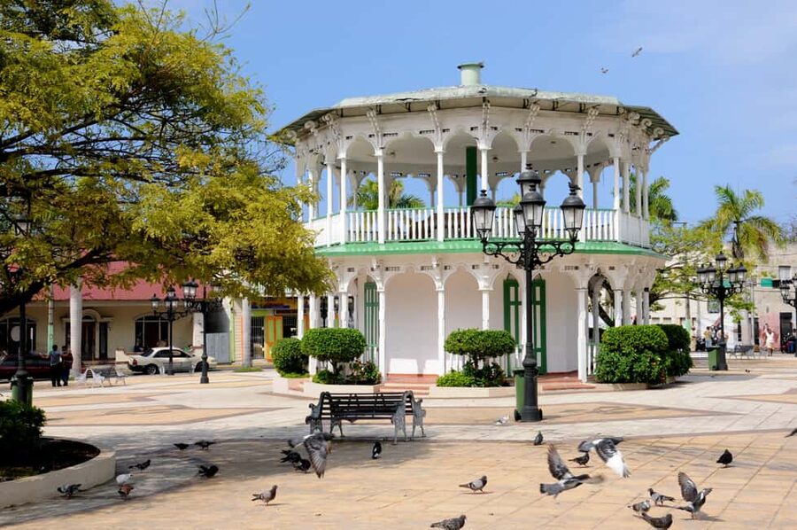 Puerto Plata City Tour and Cable Car Ride - Amber Museum: Fossils in a Neoclassical Setting