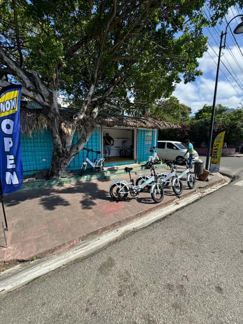 Puerto Plata: Electric bicycle Tour with Guide and Helmet - The Malecón ride: why the ocean stretch is the best warm-up