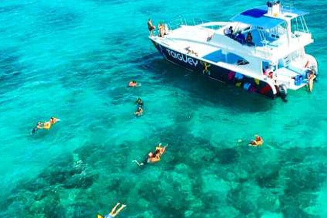 Puerto Plata Party Boat and Snorkeling Adventure from Cruise Port - The food and drinks: what’s included and how it usually feels on a boat