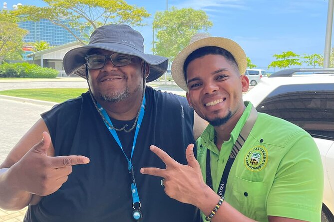 Puerto Plata Private City Tour And Dominican Food - Umbrella Street and Paseo de Doña Blanca: quick photo time with real local stops