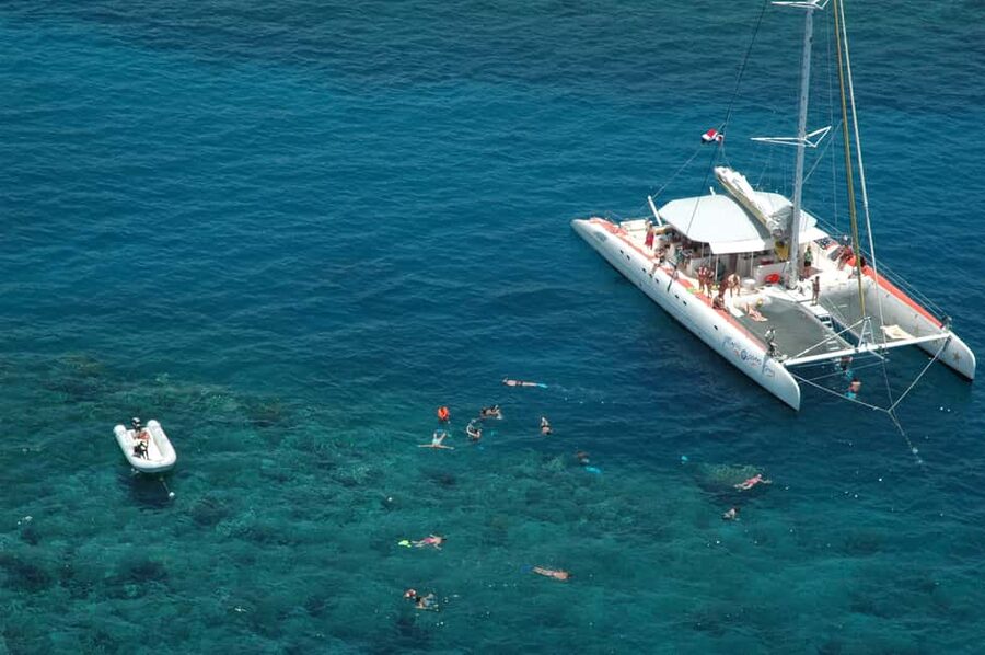 Puerto Plata: Sosúa Catamaran Day Trip with Lunch and Drinks - Tip Top Catamaran in Sosúa: The 5-Hour Rhythm