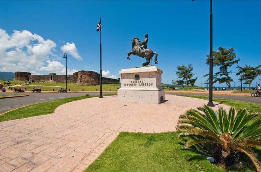 Puerto Plata Tour: History, Culture and Cable Car Ride - Mount Isabel botanical gardens: where the view becomes the main event