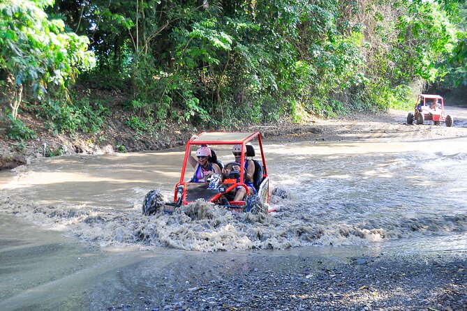 Shore Excursion Cruise ship Waterfalls y Buggys - Damajagua Waterfalls: what the hike and jump time actually feel like