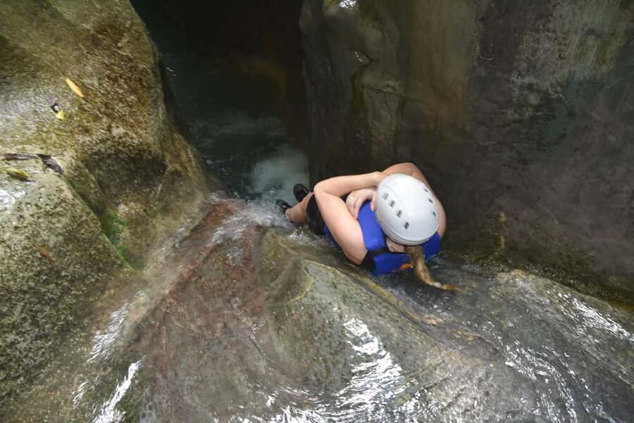 Short Excursions City Tour and 27 Waterfall Damajagua - Arriving at the waterfalls: gear up, then pick your pace
