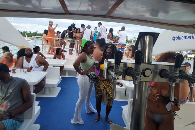 Sosua Party Boat - Snorkeling + Snack +BBQ Food and Drinks - The Party Vibe: Great for Friends, Works for Families (Most of the Time)