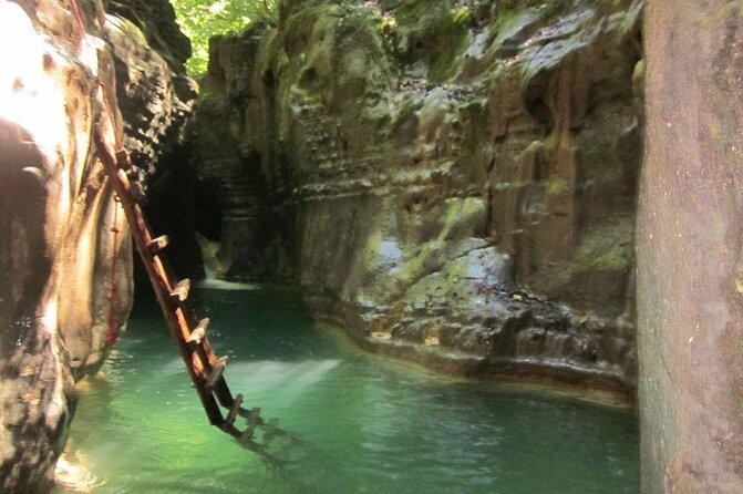 Tour To The Damajagua Waterfalls - Stop 4: Typical Dominican Buffet Lunch (With Drinks)