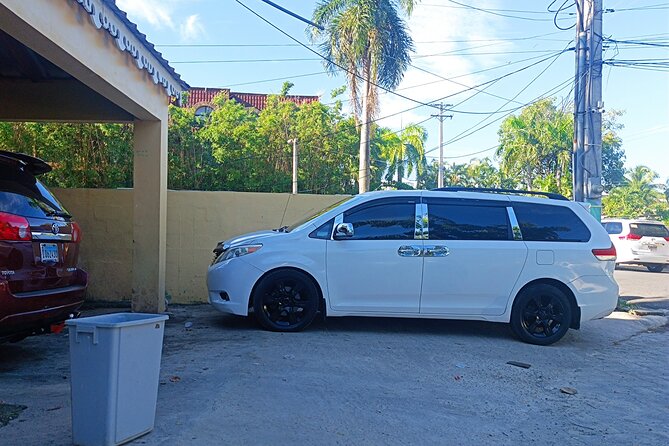 Transfer privado from cabarete to Puerto Plata Airport - Door-to-Door Pickup: Hotels, Airports, and Your Chosen Stop